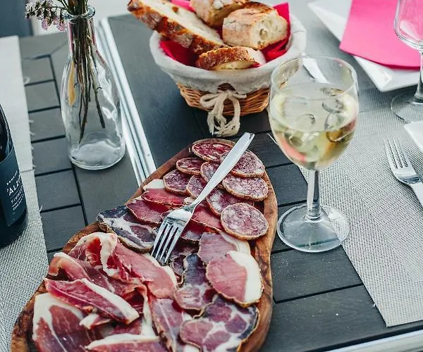 A Chjusellina 3* Corte (Corsica)