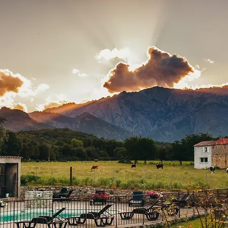 A Chjusellina Bed & Breakfast Corte (Corsica)